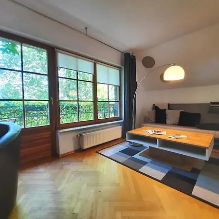 View For Two, Near Berlin 아파트 *