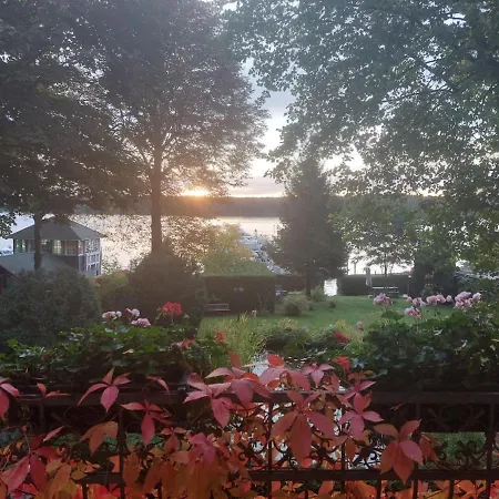 View For Two, Near Berlin 아파트